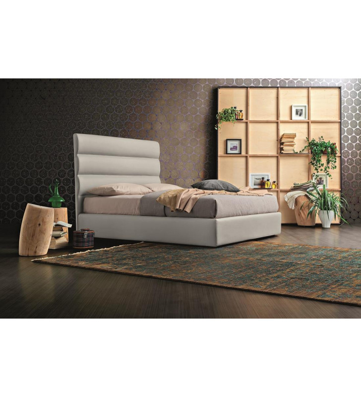 J&M Sir Contemporary Light Grey Leather Cover Queen Size Platform Bed