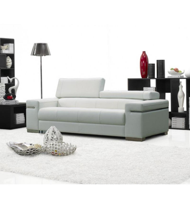 White Leather With Adjustable Headrests Sofa J&M Furniture Soho 
