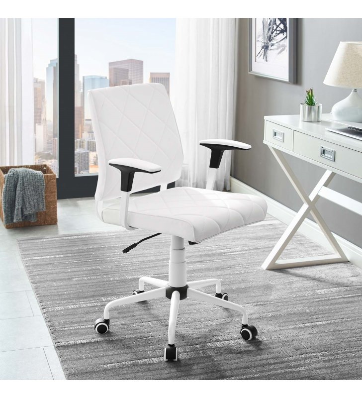 Lattice Vinyl Office Chair in White - Lexmod