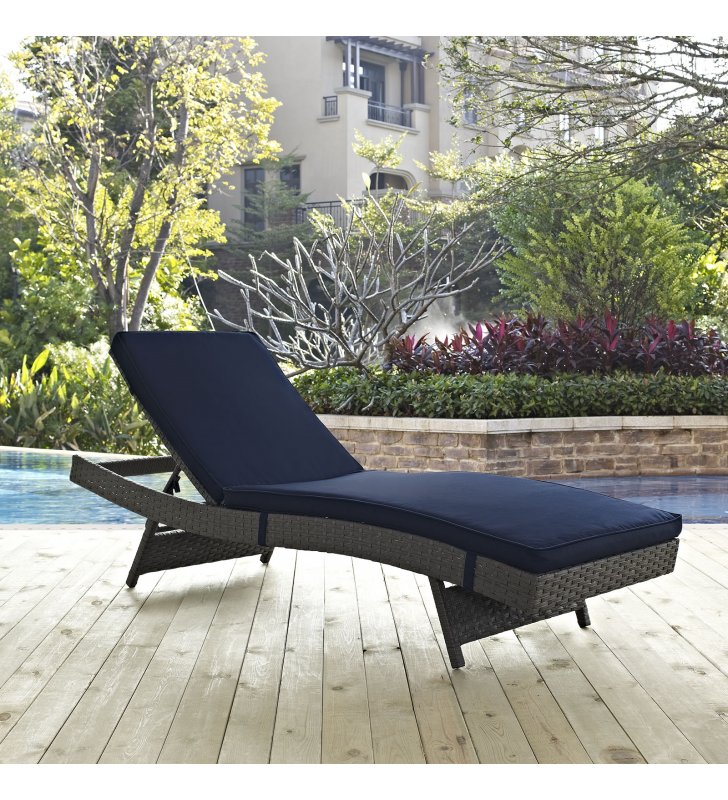 Sojourn Outdoor Patio Sunbrella¬Æ Chaise in Canvas Navy - Lexmod