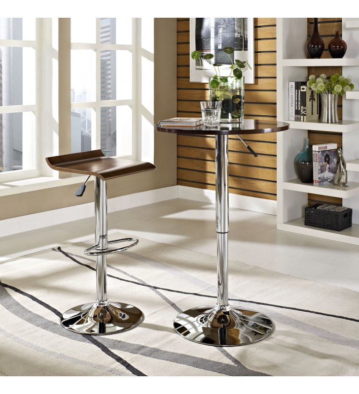 Bentwood Bar Stool in Oak - Lexmod