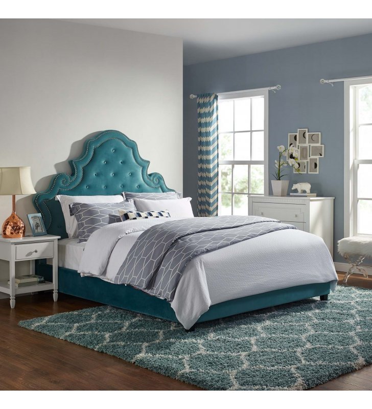 Valentina Queen Tufted Nailhead Performance Velvet Platform Bed in Sea Blue - Lexmod