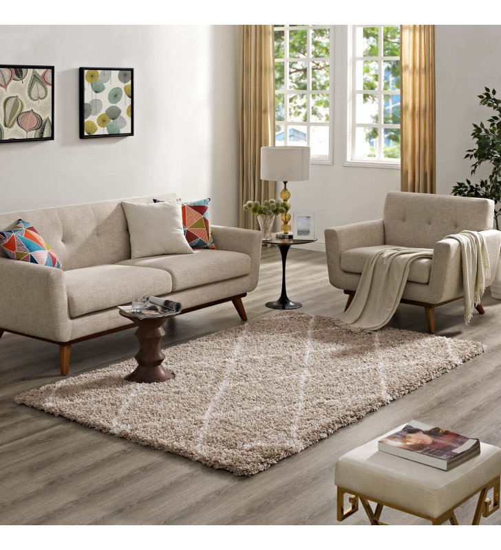 Toryn Diamond Lattice 5x8 Shag Area Rug in Beige and Ivory - Lexmod