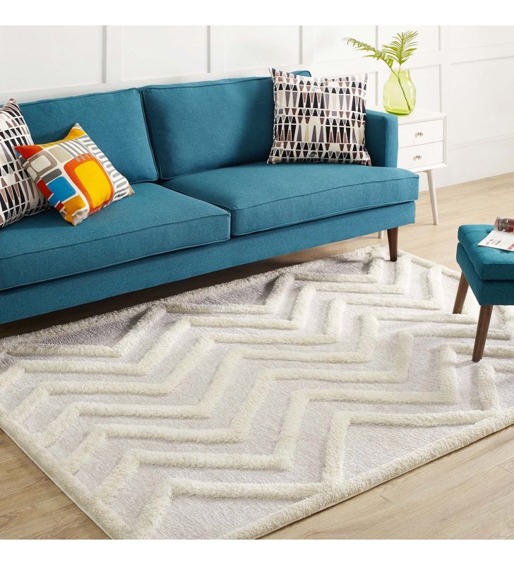 Whimsical Pathway Abstract Chevron 5x8 Shag Area Rug in Ivory and Light Gray - Lexmod