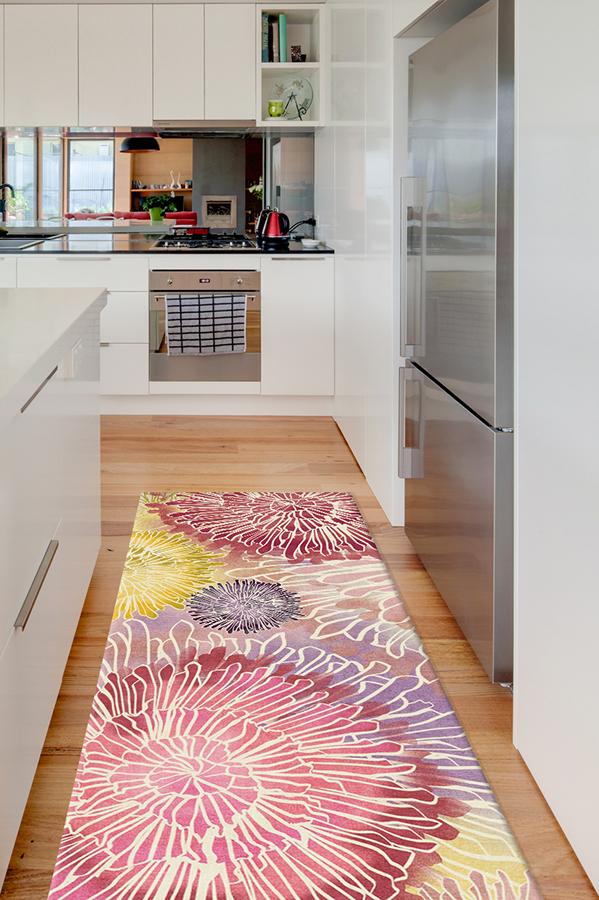 Chrysanthemum Brights Rug 2.5'x7' | Stain-Resistant