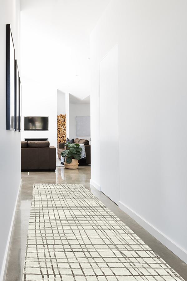 Modern Grid Creme Rug 2.5'x7' | Stain-Resistant