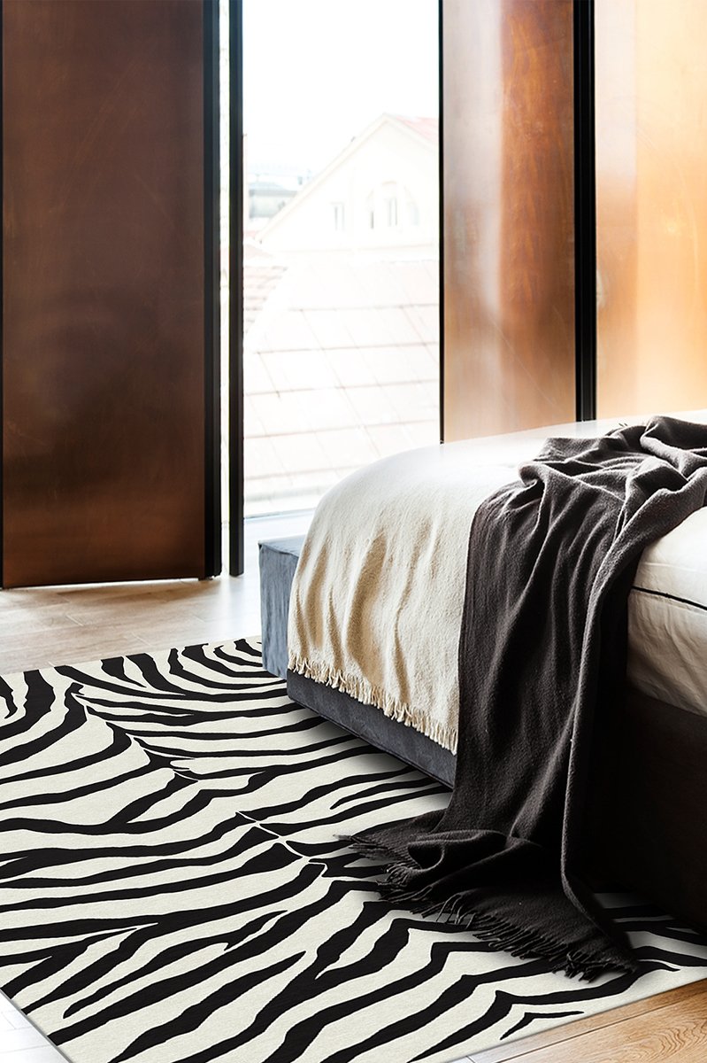Zebra Black Rug 5'x7' | Stain-Resistant