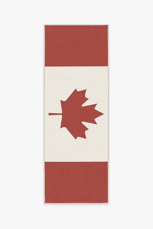 Canada Red Rug 2.5'x7' | Stain-Resistant