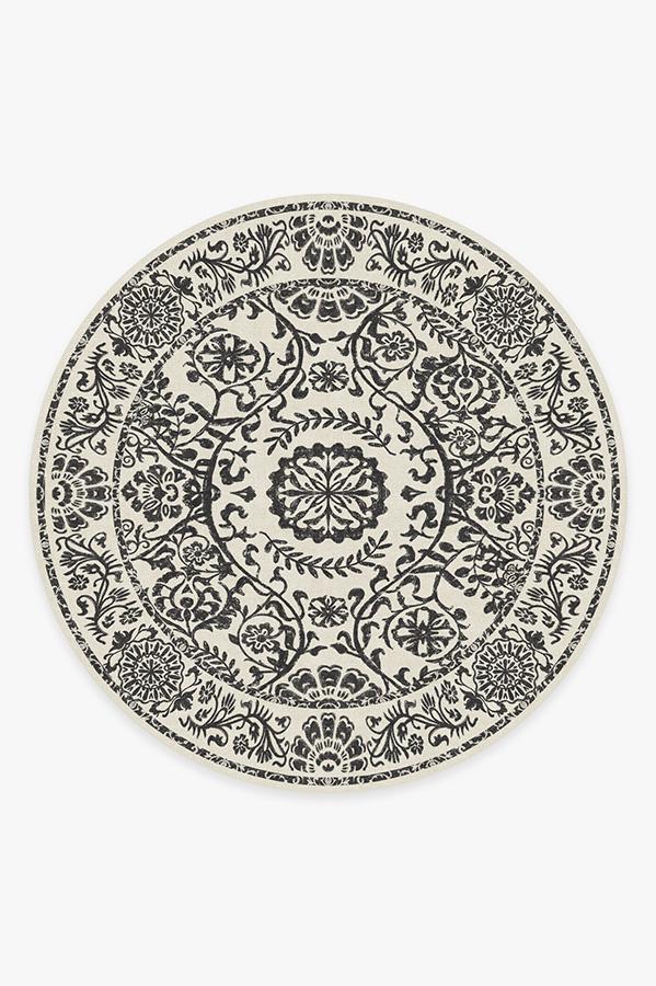 Delphina Black & White Rug 8' Round | Stain-Resistant