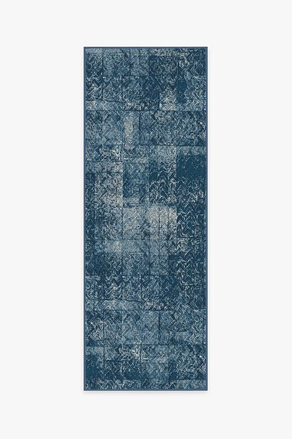 Herringbone Batik Ocean Blue Rug 2.5'x7' | Stain-Resistant