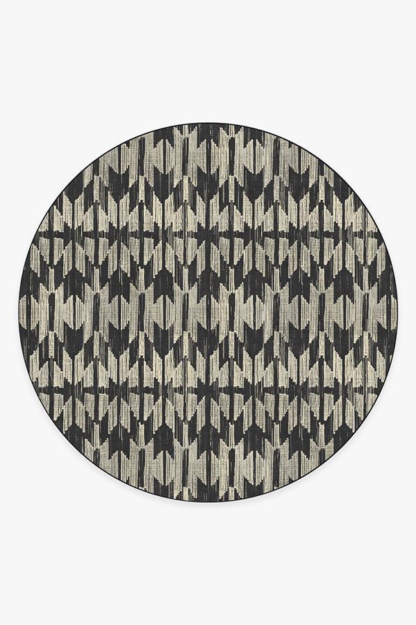 Hesperia Black Rug 8' Round | Stain-Resistant