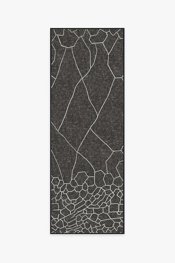 Illi Black Rug 2.5'x7' | Stain-Resistant