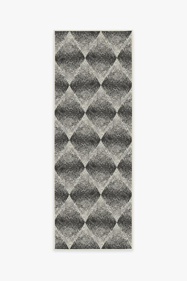 Outdoor Kumo Diamond Black Rug 2.5'x7' | Stain-Resistant
