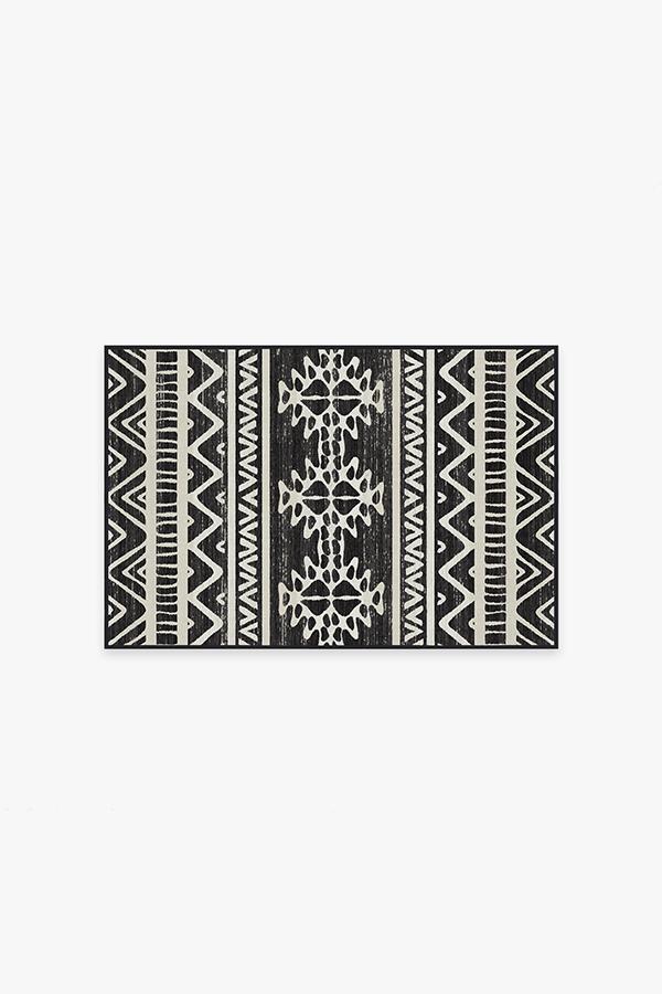Linear Aztec Black Rug 2'x3' | Stain-Resistant