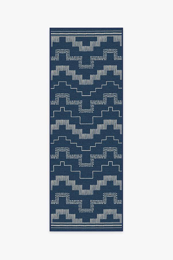 Outdoor Meseta Navy Rug 2.5'x7' | Stain-Resistant