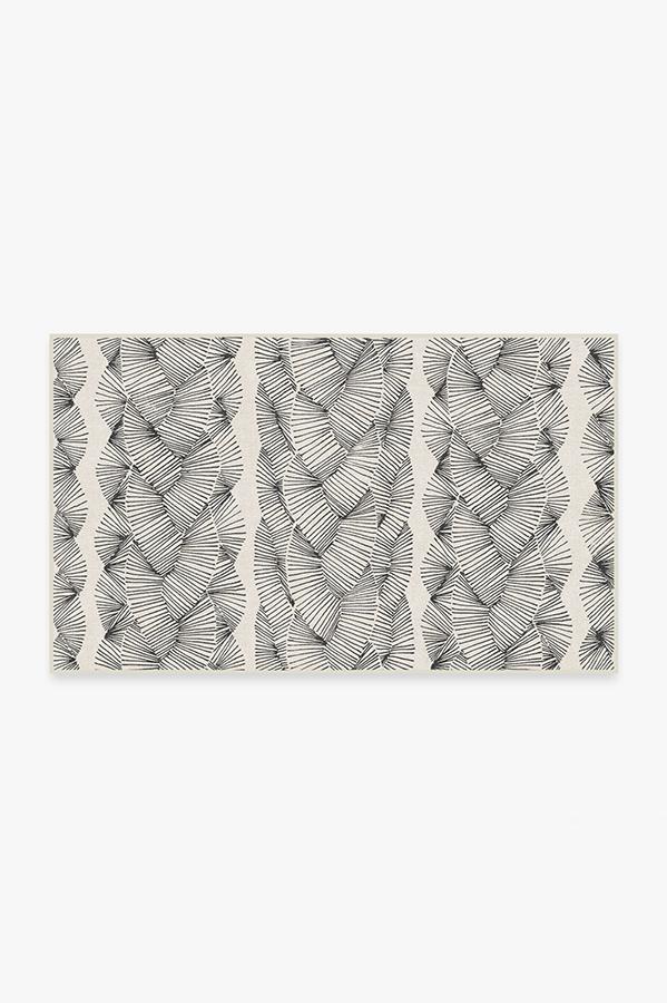 Nodum Black Rug 3'x5' | Stain-Resistant