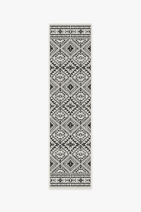 Outdoor Nomada White Rug 2.5'x10' | Stain-Resistant