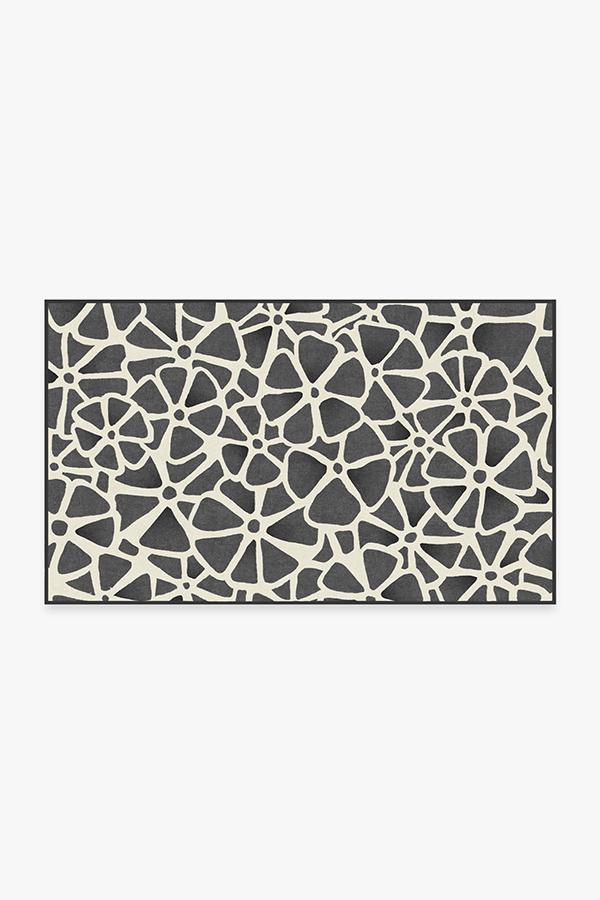 Oleander Greyscale Rug 3'x5' | Stain-Resistant