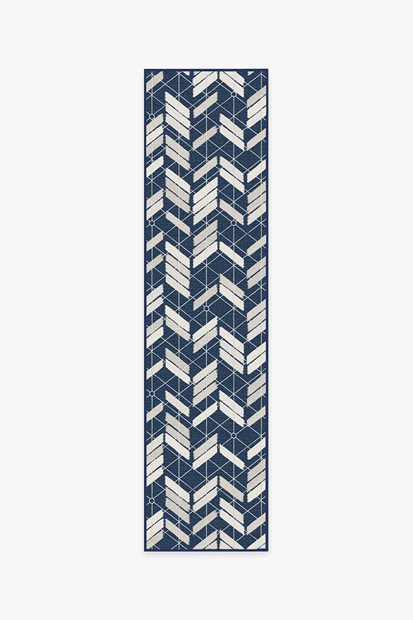 Outdoor Painted Chevron Navy Rug 2.5'x10' | Stain-Resistant