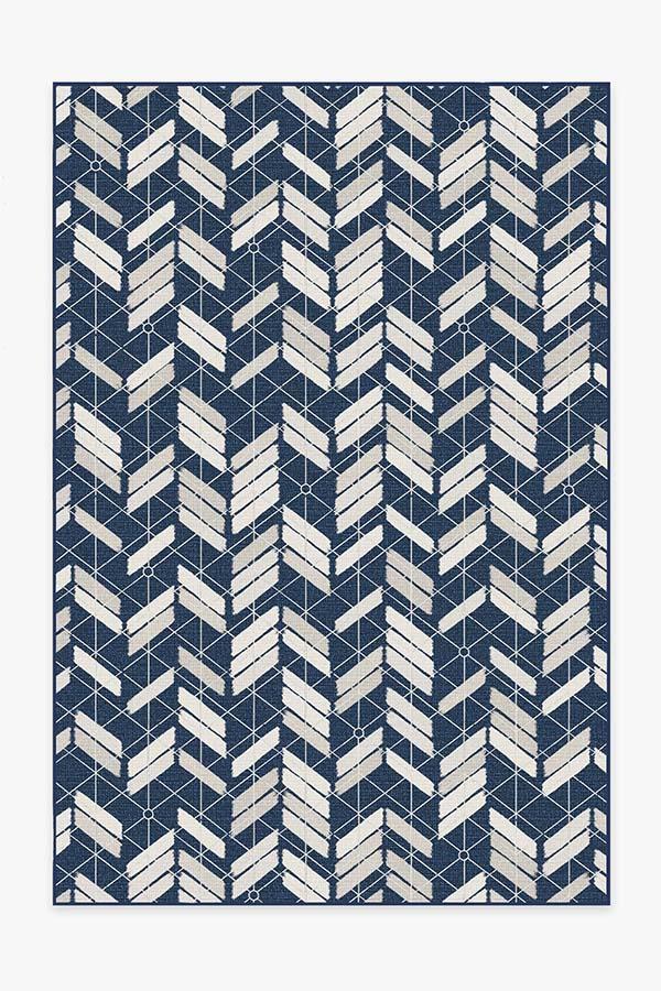 Outdoor Painted Chevron Navy Rug 6'x9' | Stain-Resistant