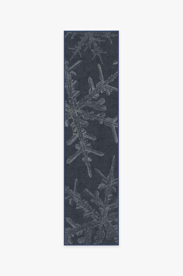 Snowflake Navy Rug 2.5'x10' | Stain-Resistant