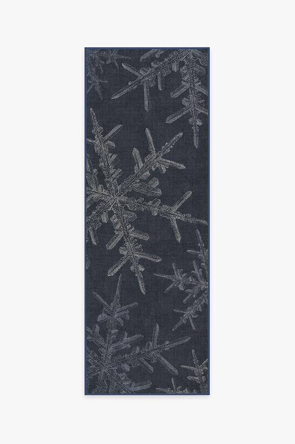 Snowflake Navy Rug 2.5'x7' | Stain-Resistant