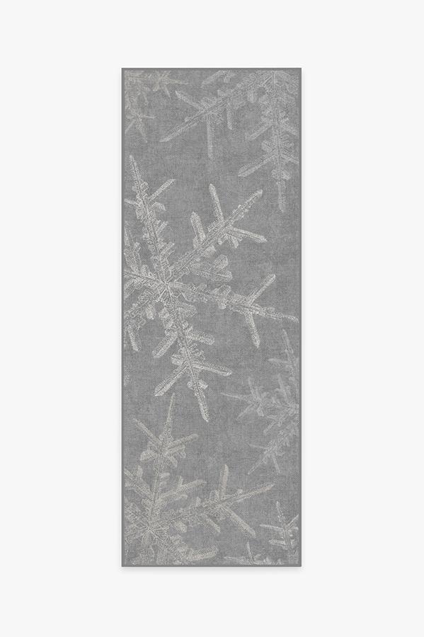 Snowflake Silver Rug 2.5'x7' | Stain-Resistant