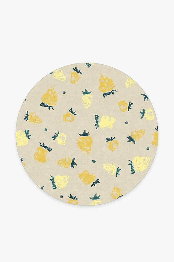 Strawberries Yellow Rug 6' Round | Stain-Resistant